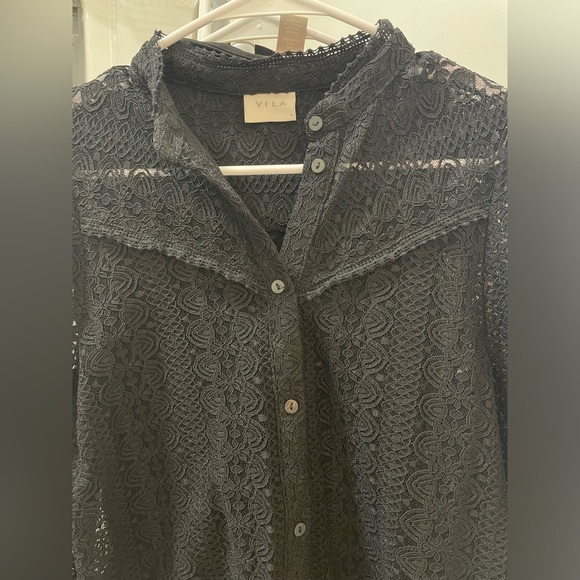 Black see through blouse - Picture 3 of 3